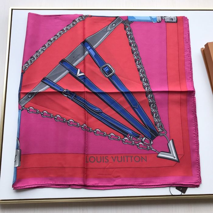 Louis Vuitton Scarf LVS00159